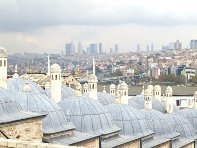 Les hammams à tester absolument à Istanbul par HOLIDAY MAGAZINE & DELSEY PARIS
