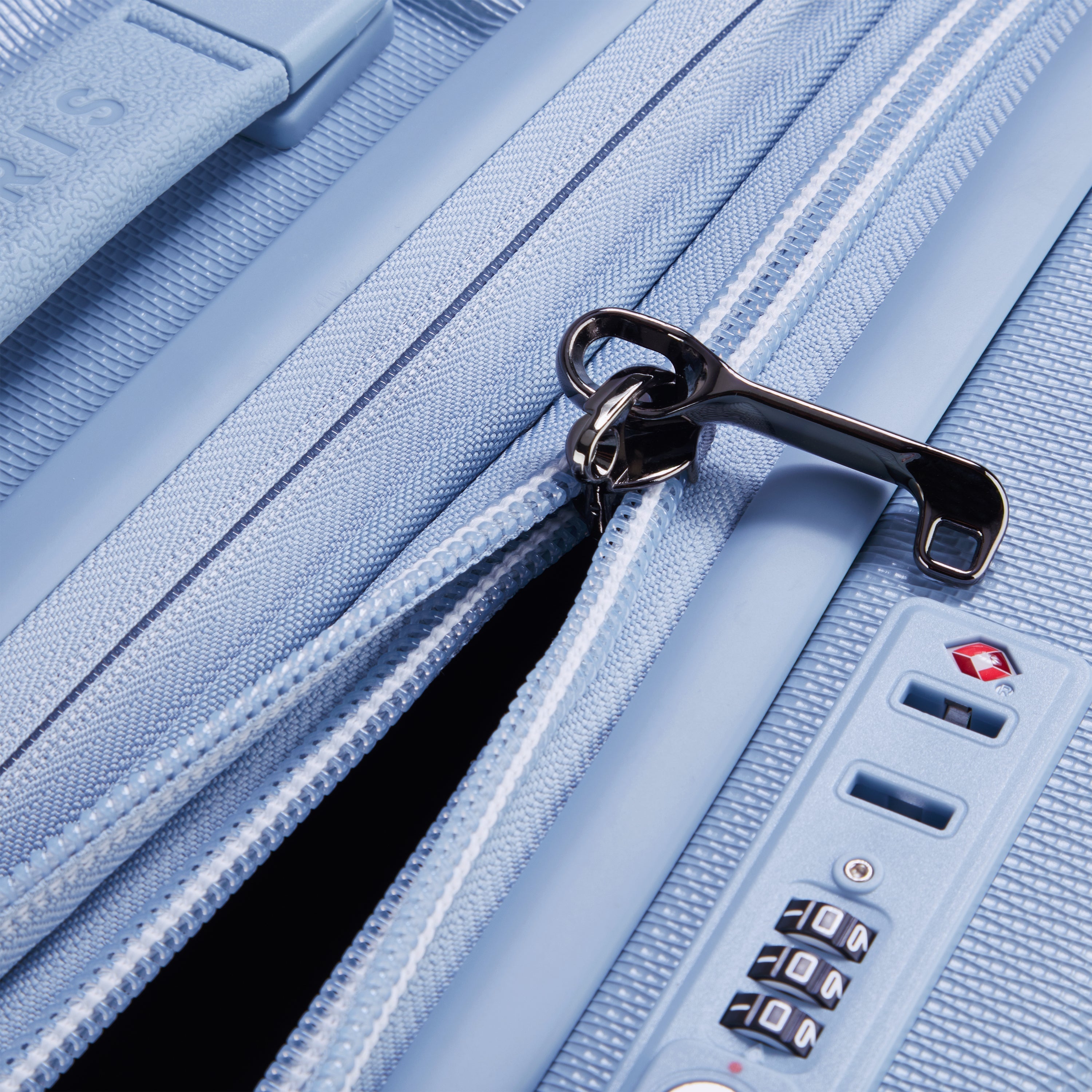 CHATELET AIR 2.0| Koffer Aufgabe Erweiterbar 66,5 CM HELLBLAU
