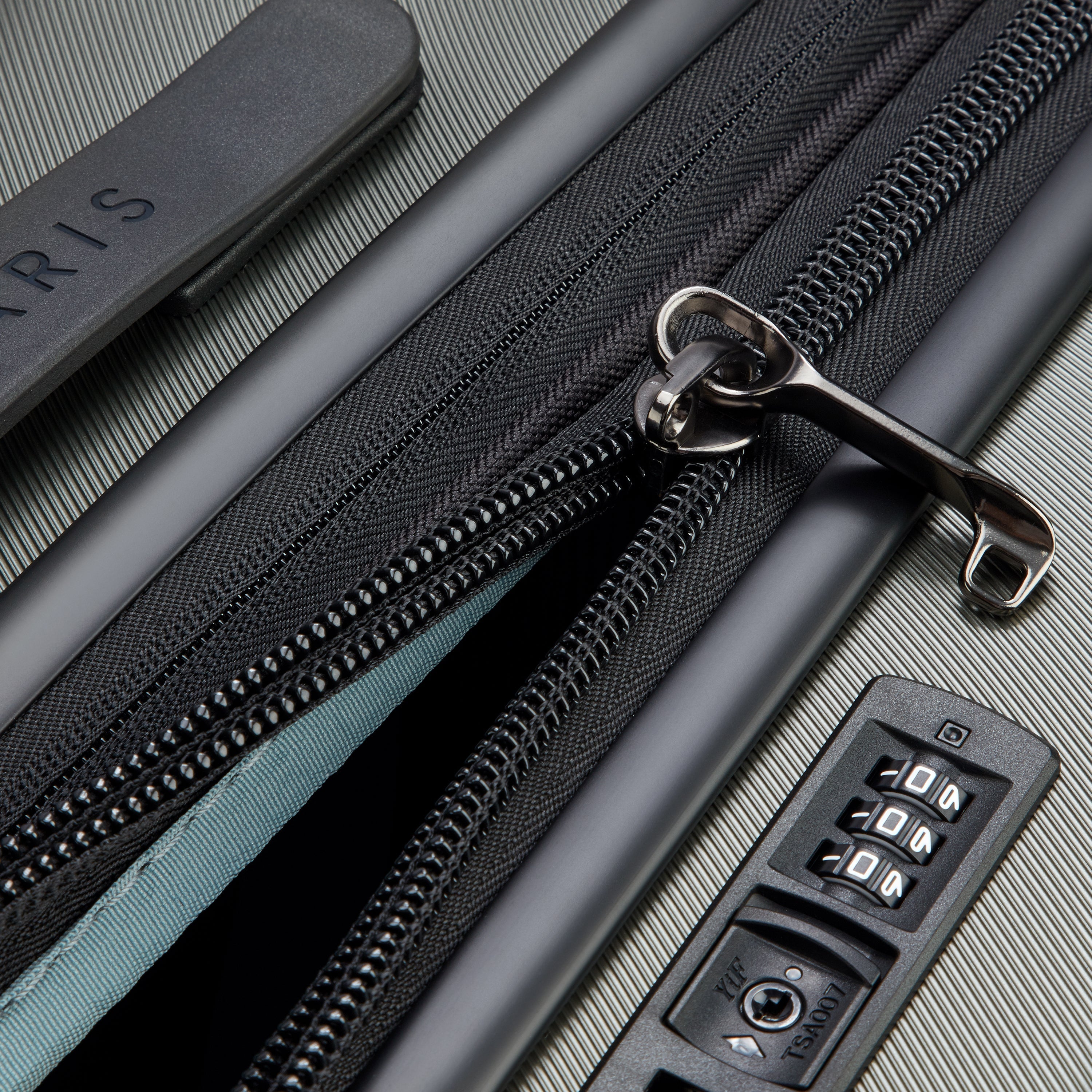 COMETE 4| Valise Soute Medium Extensible 67 CM IGUANE