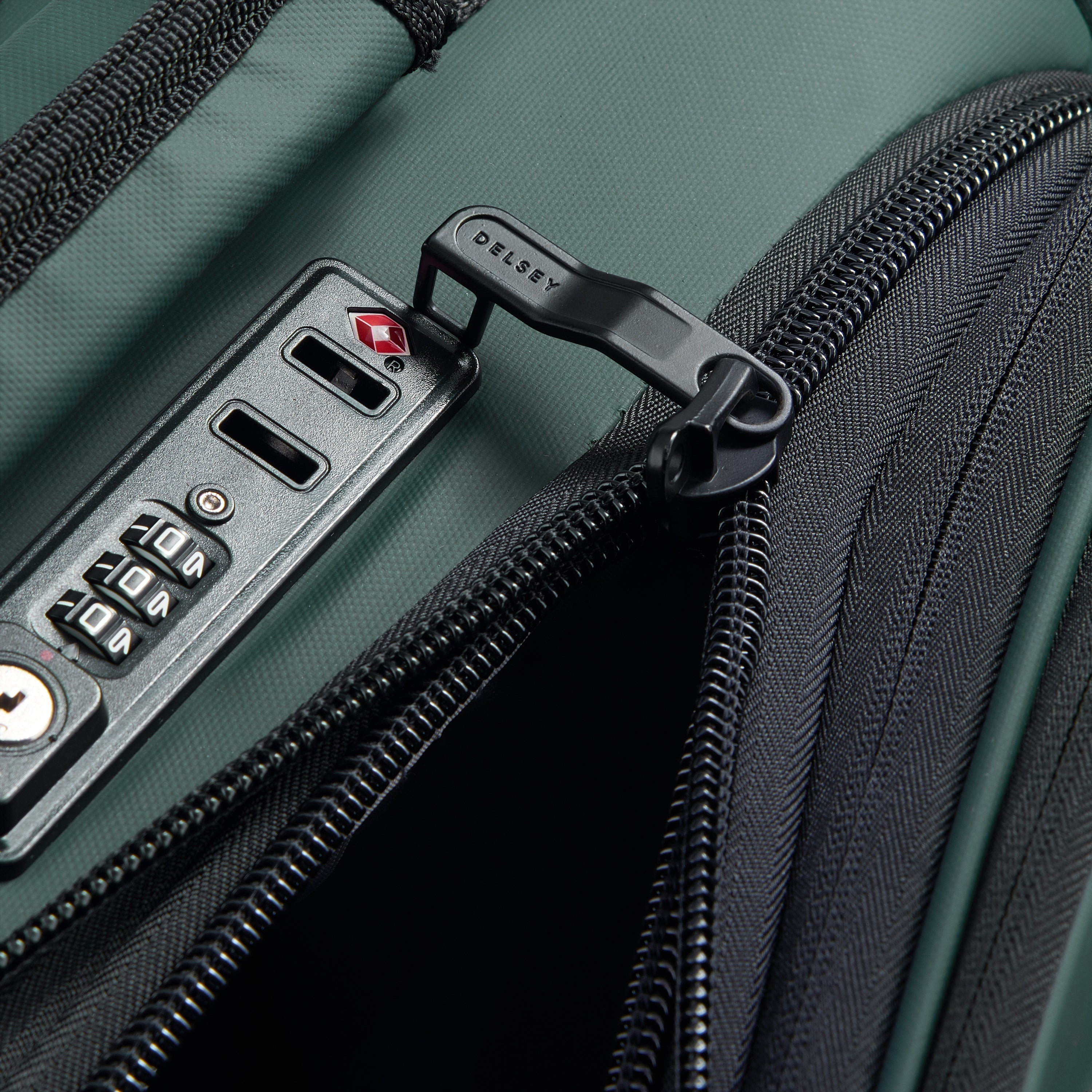 MAUBERT 2.0| Valise Cabine Extensible 55 CM ARMY