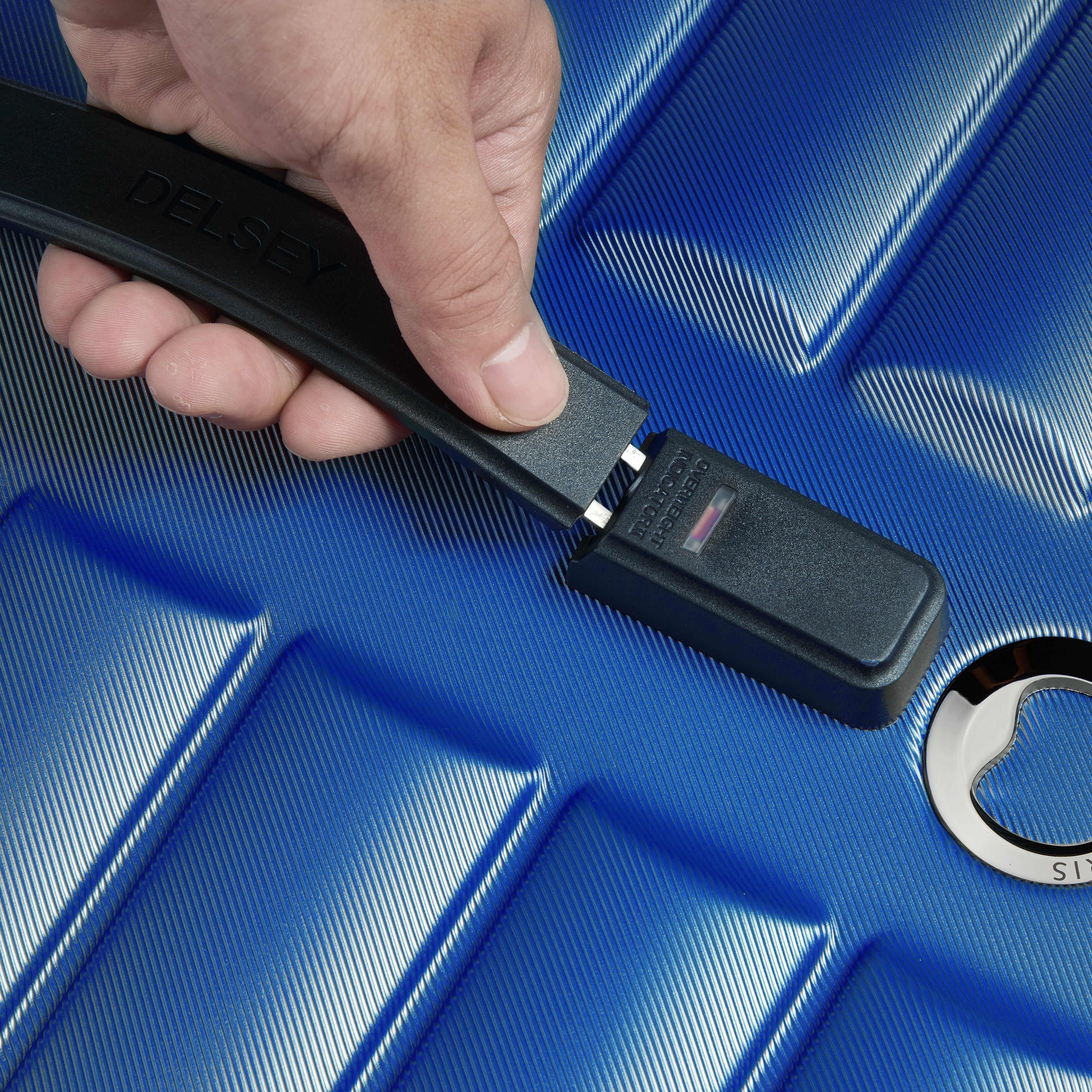SHADOW 5.0| Trunk Check-In BLUE