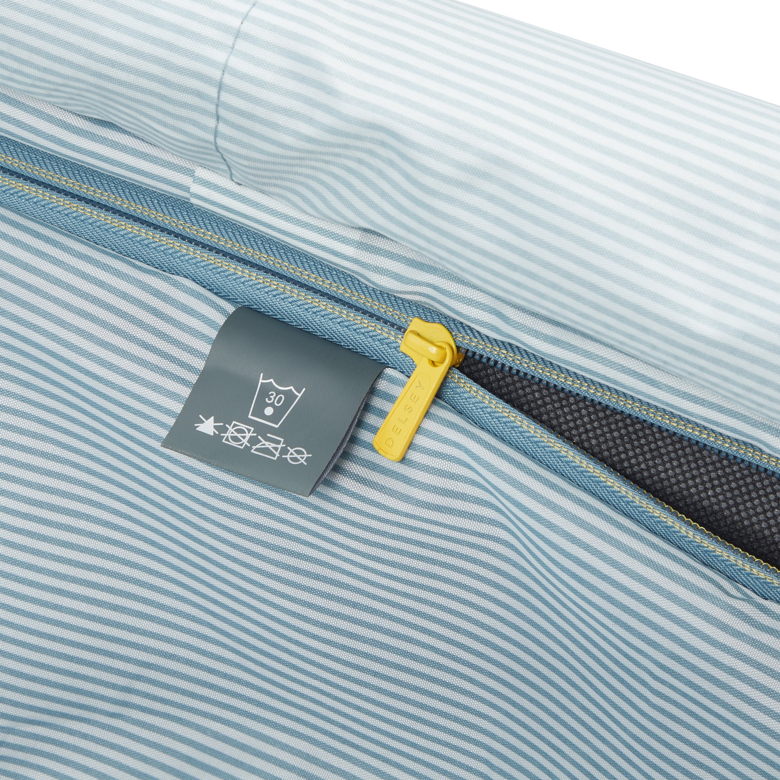 SHADOW 5.0| Suitcase Check-In Expandable 76 CM PLATINUM