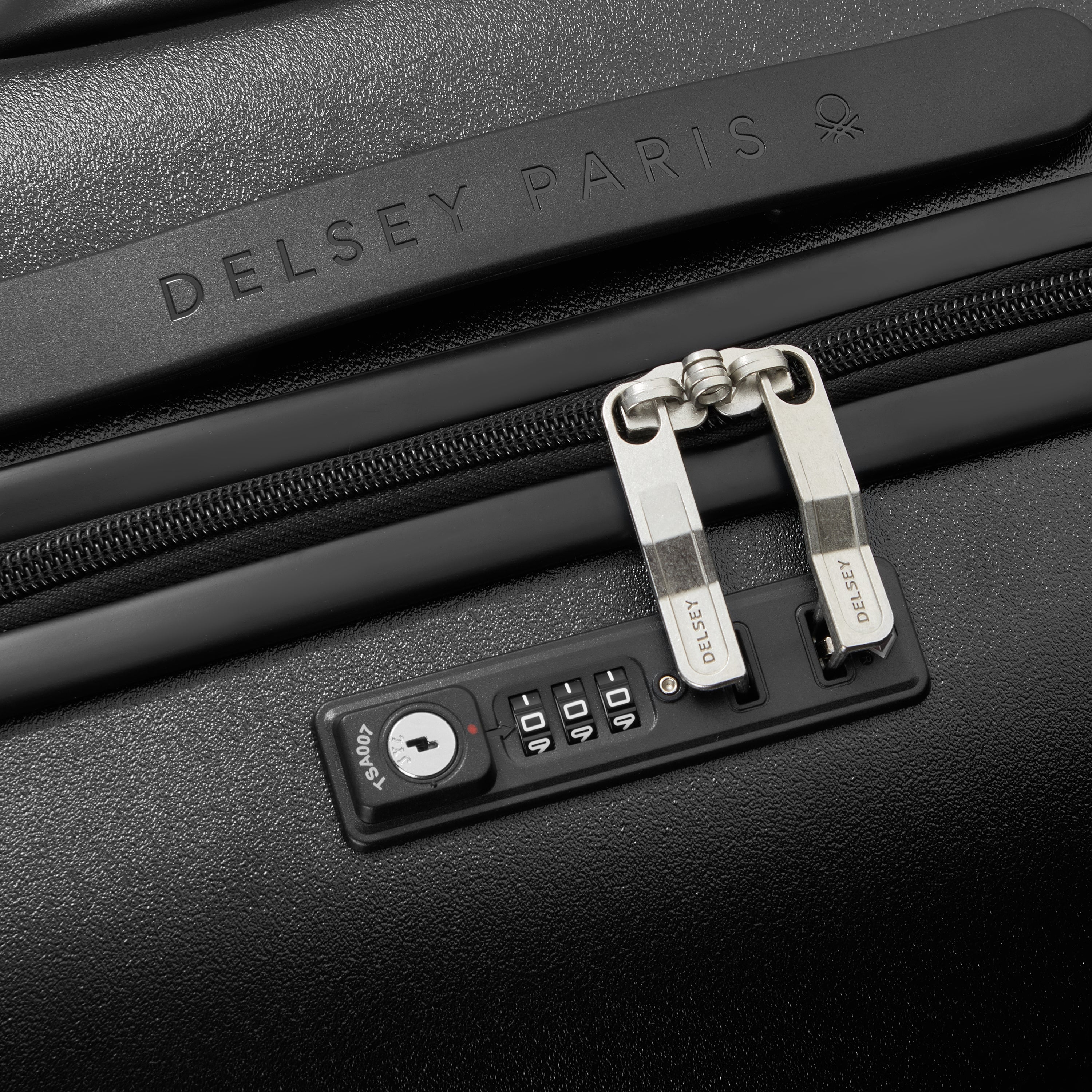 UCB HARDSIDE| Suitcase Check-In 65.5 CM BLACK