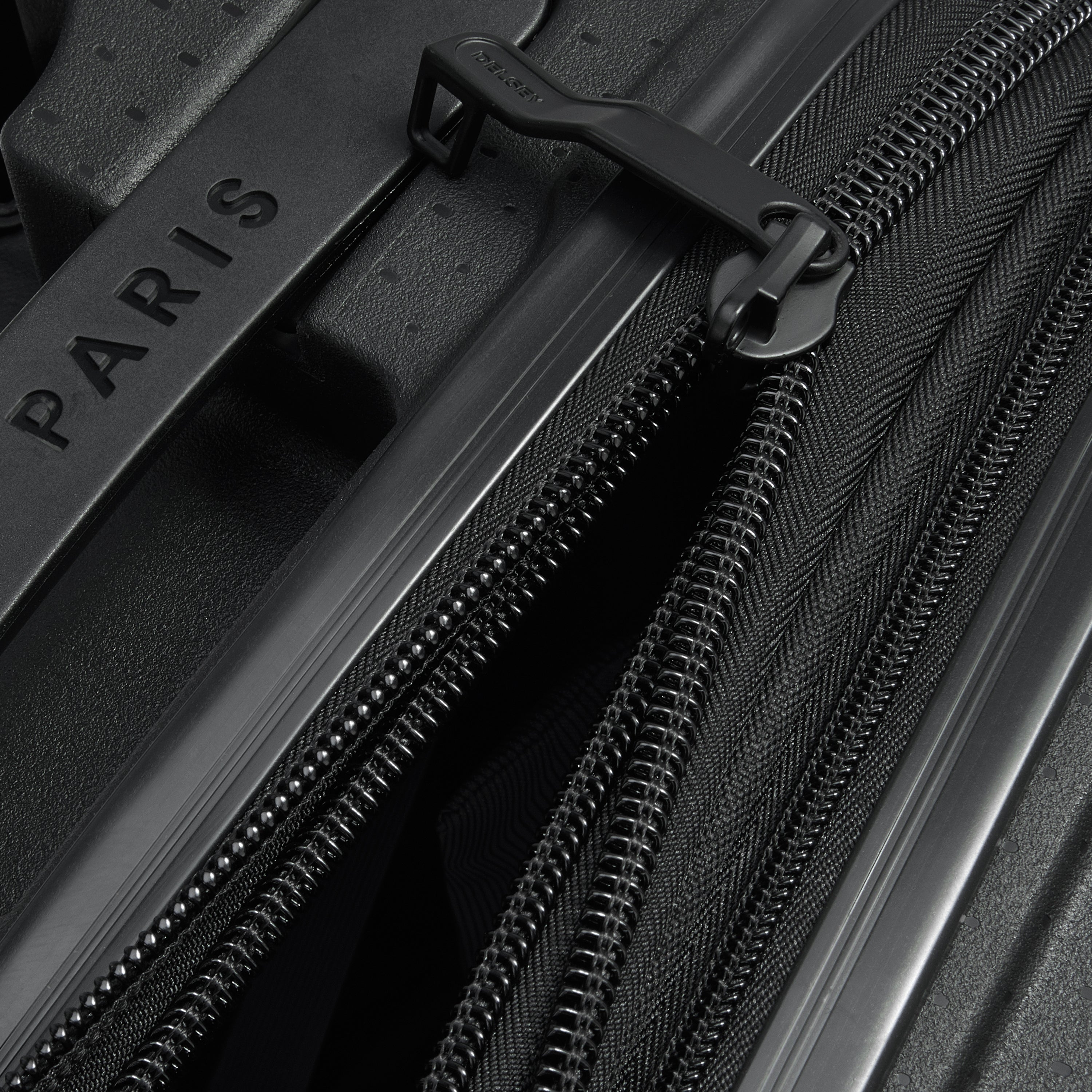 BELMONT PLUS| Valigia Check-In Espandibile 82.5 CM NERO