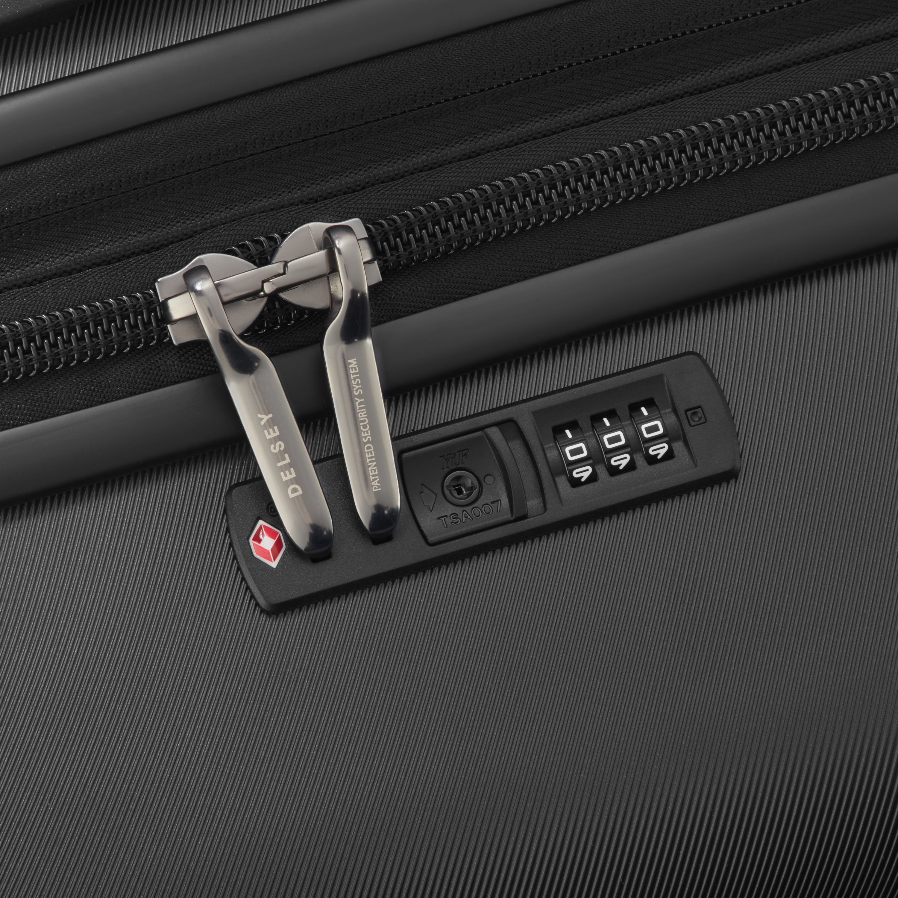 COMETE 4| Suitcase Check-In Expandable 67 cm BLACK