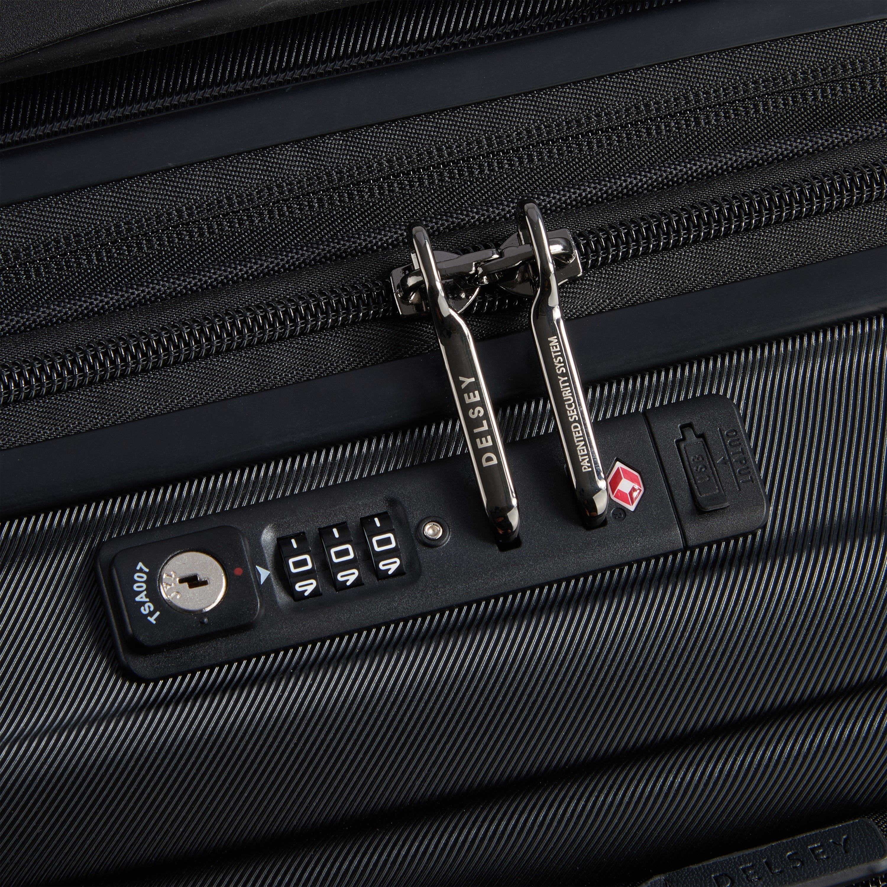 SHADOW 5.0| Suitcase Cabin Expandable 55 CM BLACK