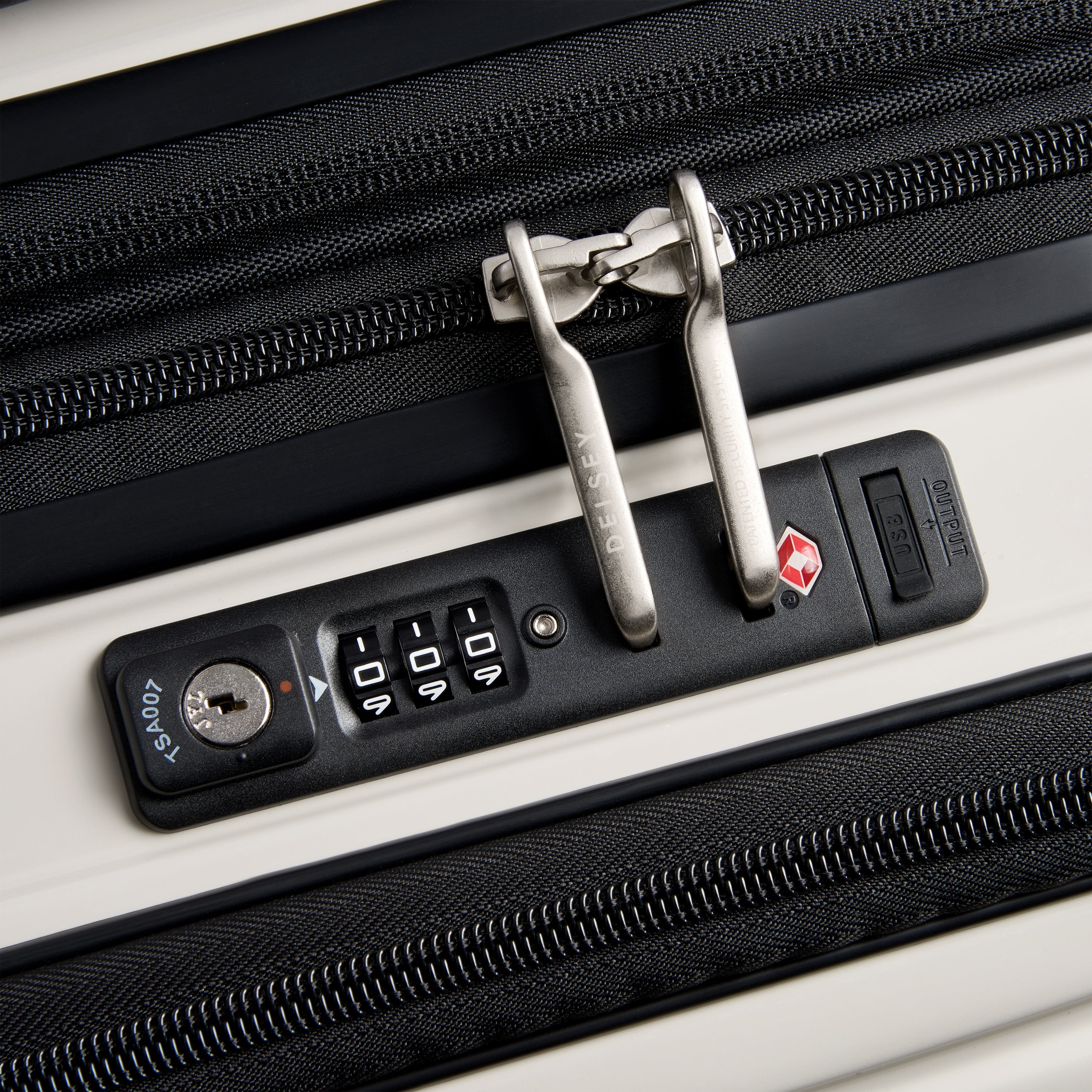 SHADOW 5.0| Suitcase Cabin Expandable 55 CM IVORY